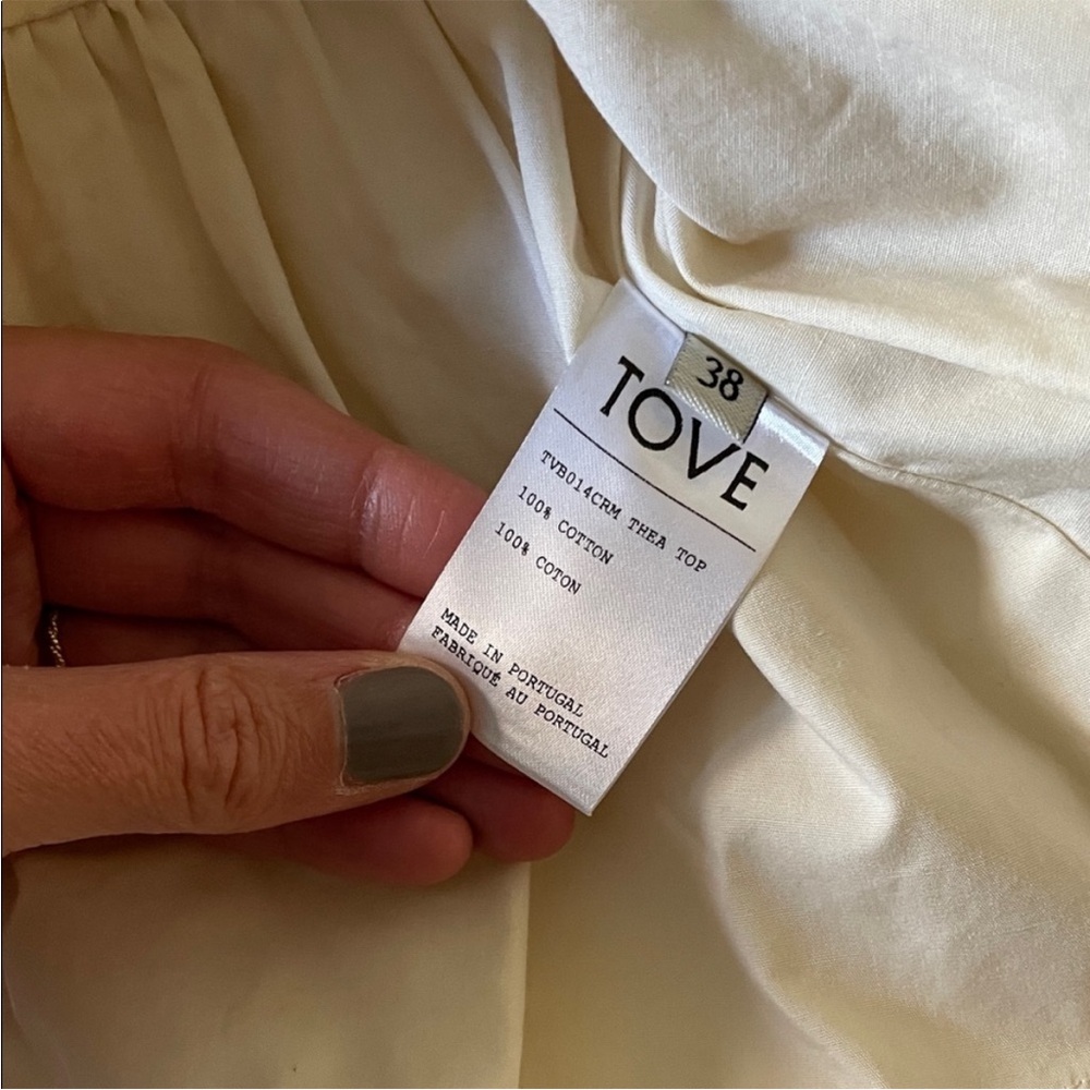 TOVE Beige Ruched Top - Picture 6 of 7